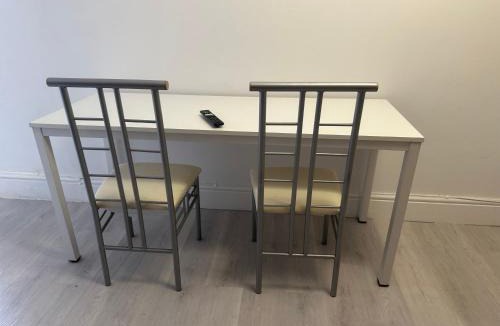 Southampton House | Independent large studio flat