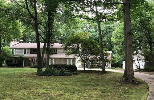 Vermilion House | INDOOR POOL, game room, 6 BR, 4.5 bath, sleeps 14, wheelchair access, pets ok!