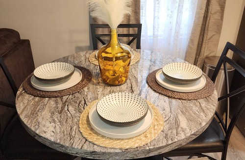 Indianapolis House | Indy 1Br Diamond II - centrally located