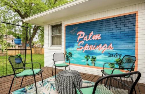Mapleton/Fall Creek House | Indy Palm Pad with Patio & Tiki Bar-Mid-Century Charmer-Family Friendly