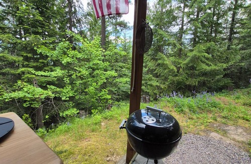Troy Cabin | Into the Woods Cabin - Rare, Remote, Relaxing.