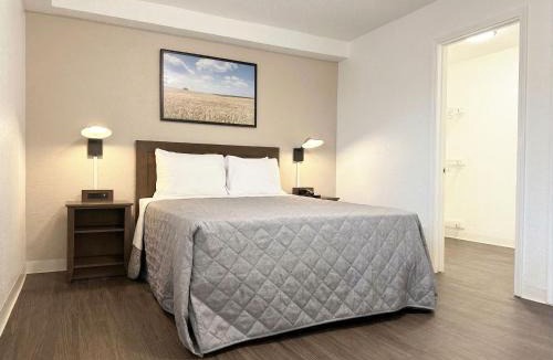 Buechel Hotel | InTown Suites Extended Stay Louisville KY - Preston Hwy