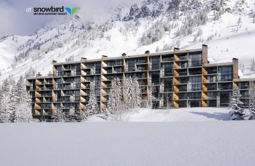 Salt Lake Mountain Resorts Hotel | Iron Blosam steps away from skiing/boarding! Unit 602 Avail Jan. 9-16, 2027