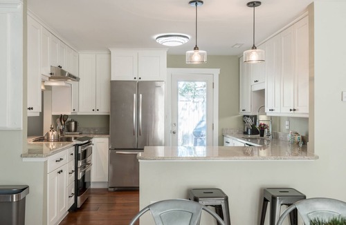 Isle of Palms House | Island Oasis!Golf Cart-Priv.Pool-Bikes-Fenced Yard-Ping Pong-Walk~Beach-Sleep12