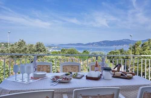 Isolella House | Isolella/Villa sea view/swimming pool/sandy beach 200m