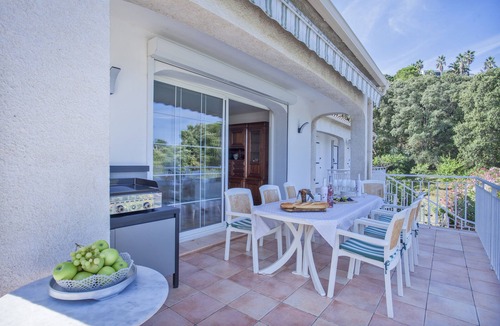 Isolella House | Isolella/Villa sea view/swimming pool/sandy beach 200m