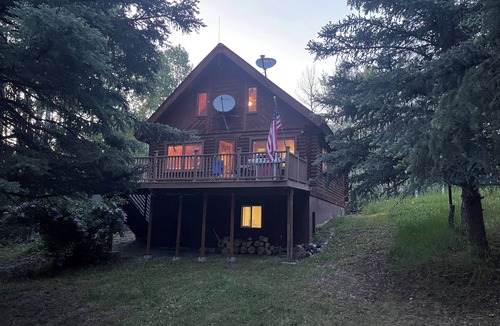 Star Valley Ranch Cabin | Jackson Yellowstone Wildlife Mountain Cabin Ski Fish GolfHike Snowmobile Hottub