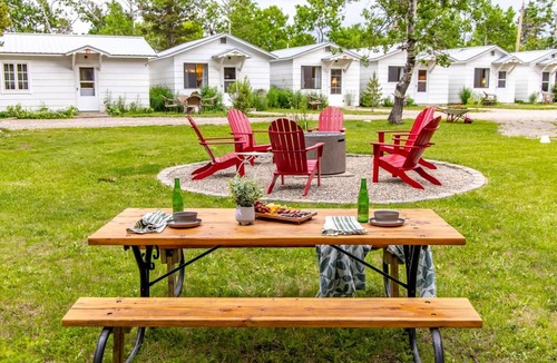 East Glacier Park Village House | Jacobson's Cottages Cabin #6
