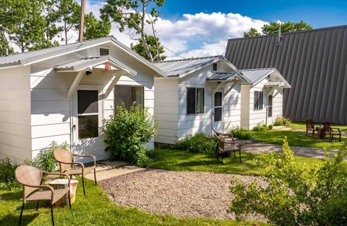 East Glacier Park Village House | Jacobson's Cottages Cabin # 2