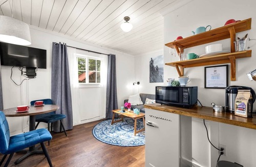 East Glacier Park Village House | Jacobson's Cottages Cabin #9