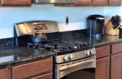 Saddlebrooke House | JANUARY 2027 NOW AVAILABLE: DESERT AND MOUNTAIN VISTAS!