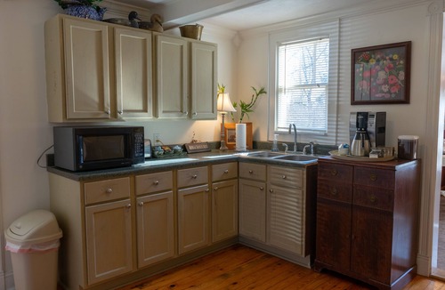 Bardstown Cottage | John Fitch Cottage, 1BR - Patio - Downtown