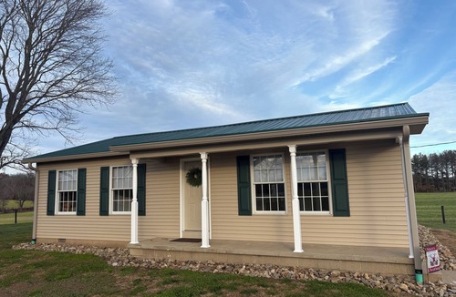 Bidwell House | Just a Little Farmhouse situated on a beautiful farm. Peaceful country setting!