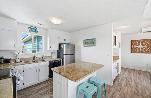 Topsail Beach House | Just updated - Private Beach Access - Ocean View - Fire pit and Media Room