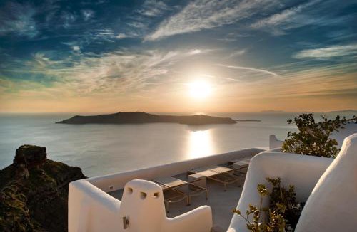 Imerovigli Hotel | Kapari Natural Resort