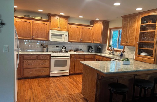 Three Rivers House | Kaweah View 3-bedroom house in Three Rivers WiFi and AC