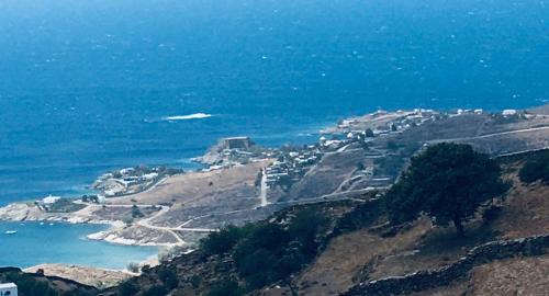Koundouros Apartment | Kea Houses View Romantic Studio with Sea View