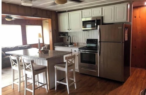 Gypsum Cabin | Kelleys Island Cabin Fever/Duplex Unit 2