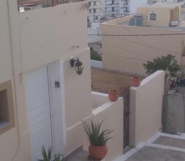Karpathos Town Apartment | Kelly's studio SISAMOS