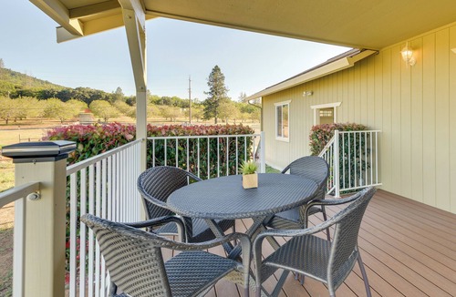 Kelseyville Cottage | Kelseyville Cottage: Private Deck & On-Site Winery