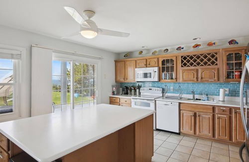 Grasonville House | Kent Island Waterfront | Pool | Outdoor Dining | Stunning View | Private Dock