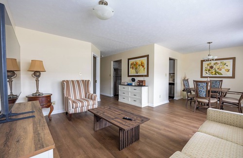 Indianapolis Villa | Keystone Garden Villa C