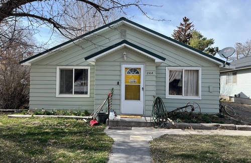 Arco House | Kid & Pet-Friendly Rainbow Cottage in the Heart of Arco