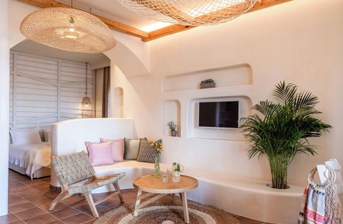 Kimolos House | Kimolia Gi Studios