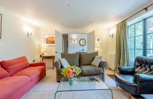 Broad Chalke House | Kings Cottage South - Uk49854