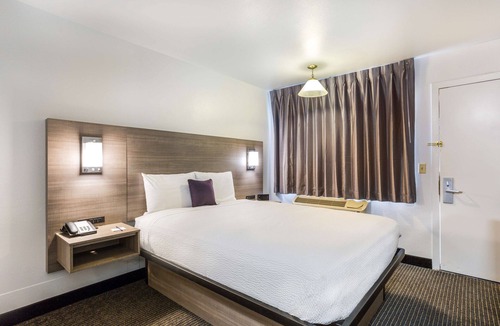 Yuma Hotel | Knights Inn Yuma