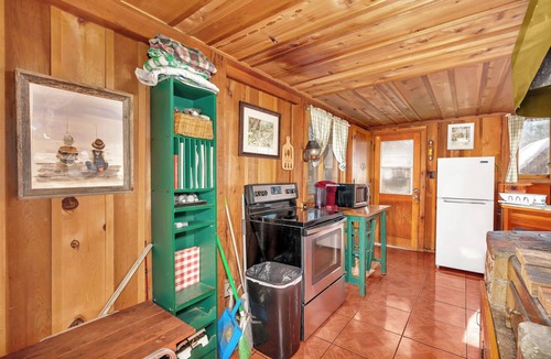 West Village Cabin | Knotty Pine Cabin Near Shaver Lake Sleeps 7