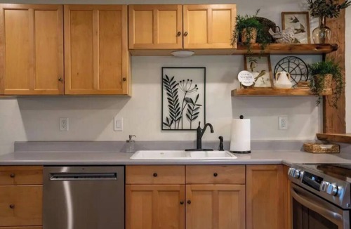 Libby House | Kootenai River Retreat Libby Montana.Mountain views and the Kootenai River.