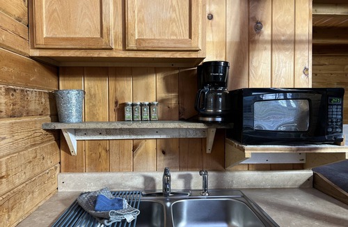 Columbia Cabin | Kozy Haven Log Cabin Rentals