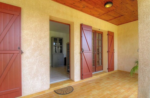 Valpaja House | L'alivetu - PERI - Gîte