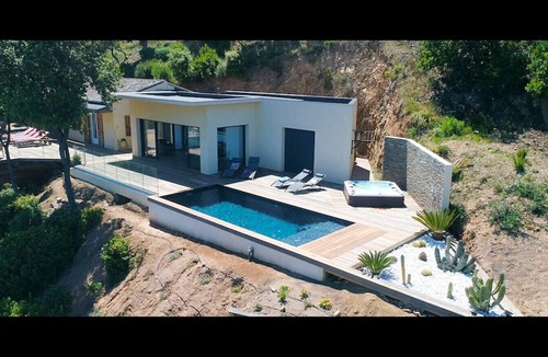 Conca Villa | La Colline by Pinarello Villa Services