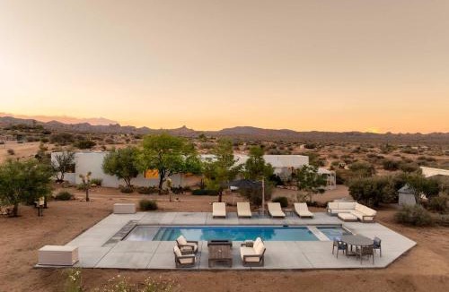 Pioneertown House | La Grange by The CoHost Company