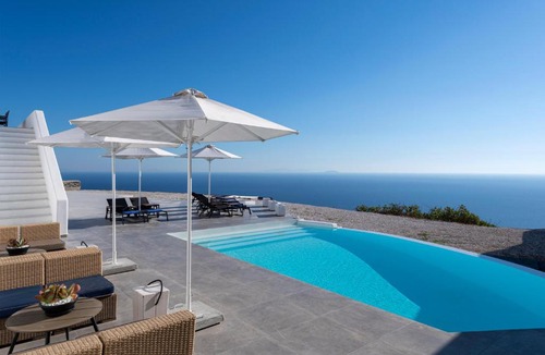 Vourvoulos Hotel | La Maltese Residence