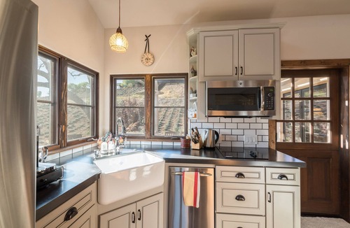 Santa Ynez Cottage | La Petite Maison in Santa Ynez
