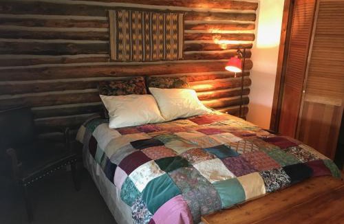 Bluff Hotel | La Posada Pintada