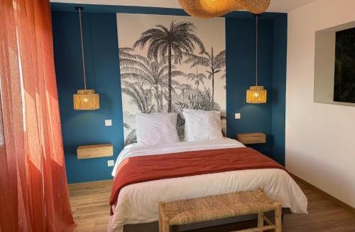Figari Apartment | La Poudrière - Grand appartement avec jardin privé au calme, Figari