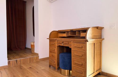 Figari Apartment | La Poudrière - Grand appartement avec jardin privé au calme, Figari