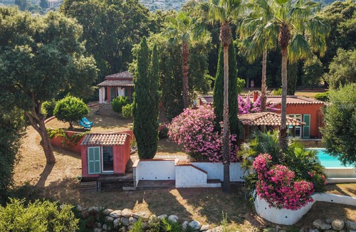 Valle-de-Campoloro House | La Ty Kaz – Cocon entre mer, maquis et piscine en Costa Verde