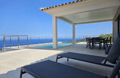 Solenzara House | LABELLE- PANORAMIC SEA VIEW- PRIVATE POOL- AIR CONDITIONING-WIFI