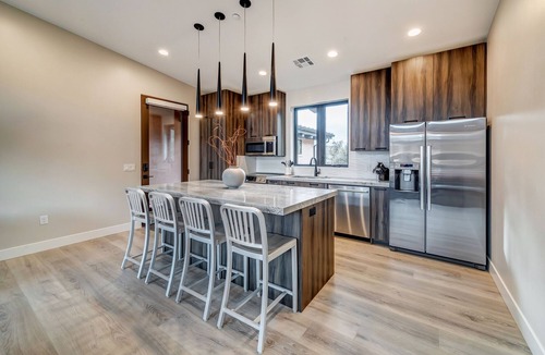 Zion National Park South Entrance Villa | LaFave-Luxury Villa at Zion: Orderville Canyon