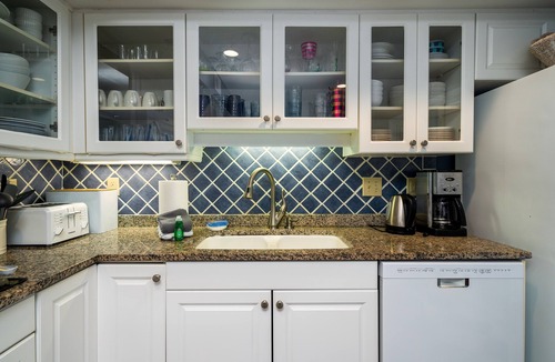 Spinnaker Beachhouses Villa | Lagoon/Golf Views! Walk to Beach/Pools/Golf/Dining! Lake House only- no club access. NO pets