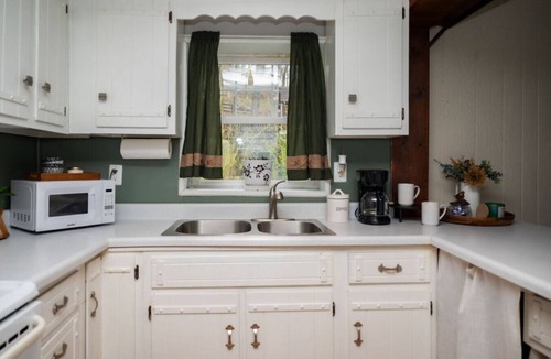 Martinsville Cabin | lake front cabin hot tub peaceful stunning views
