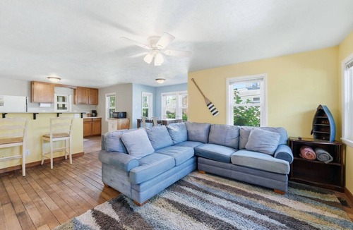 North Webster House | Lake Haven | Family Getaway with a Pier