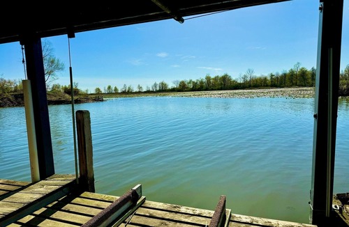 Lakeview House | Lake House Cottage w/Breathtaking Views!
