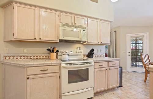 Estrella Mountain Ranch House | Lake house, steps away from park, tennis, and walking path