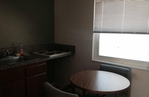 Clear Lake Hotel | Lake Marina Inn